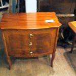 195 7224 CHEST OF DRAWERS